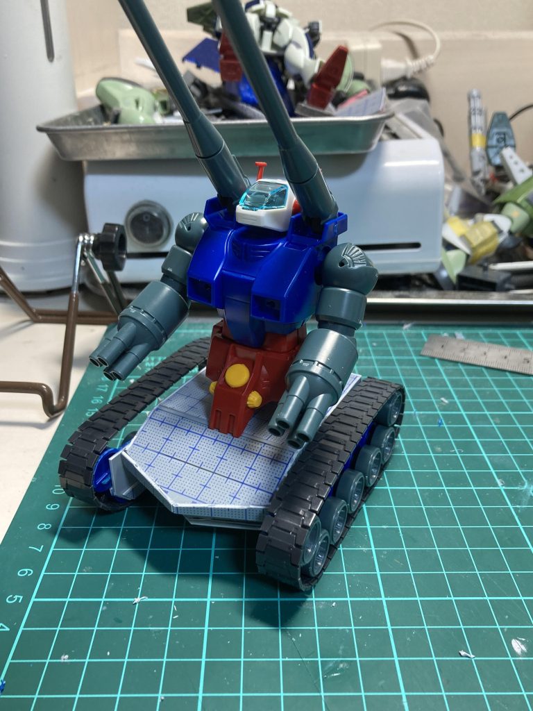 見立てでとりあえずの全高を把握。