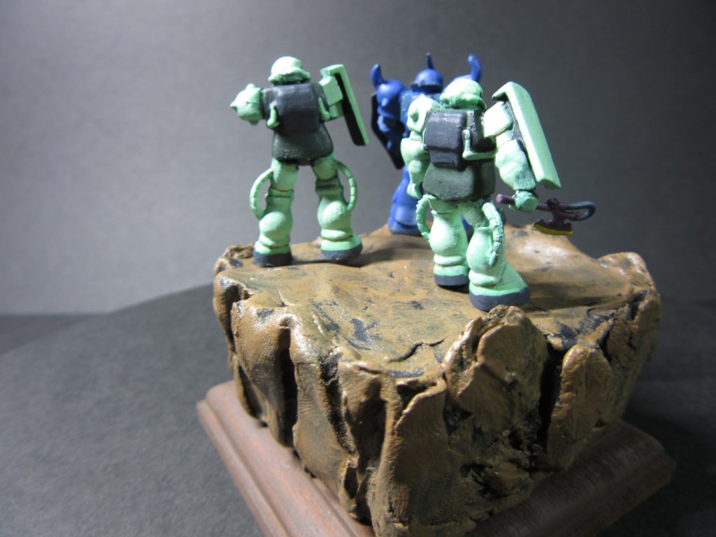 ガンダム情景模型 マスコット グフ&ザク ~ランバラル隊~–7枚目/制作者:かわまる(田舎おやじの模型時代)