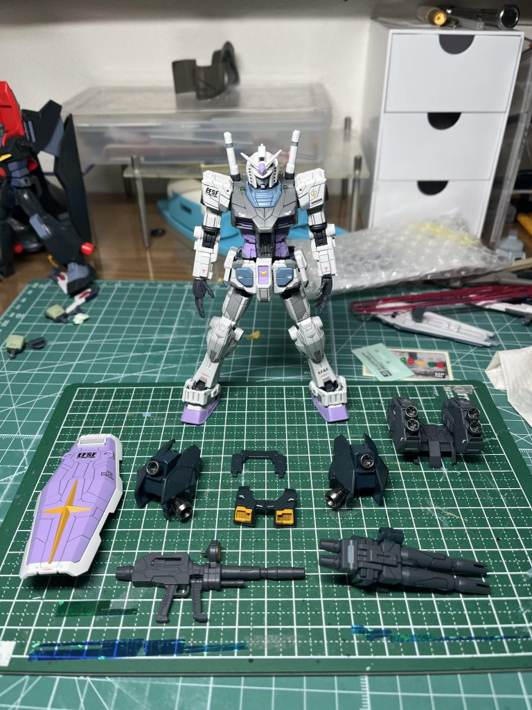 デカール一部貼り終わりでパシャとトップコート前です（この後、デカールを追加してます）