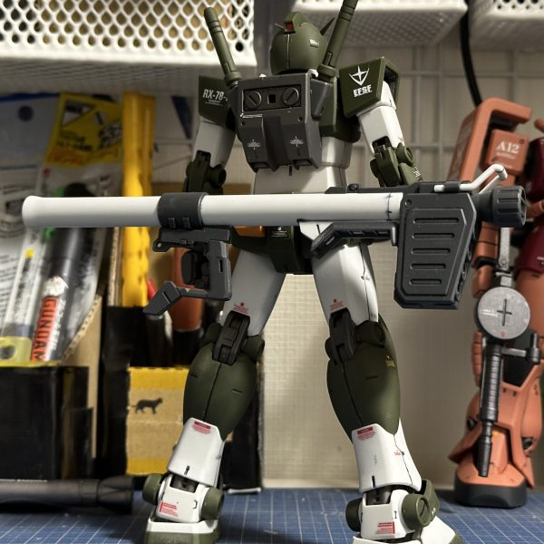 ＭＧガンダムフルアーマータイプの中の人のＭＧガンダムＲＸ-７８-１(Ver.2.0)です。マーキングはここまでにします。、、、つーか、あまり中の人をやりすぎると、外装アーマーのマーキングのバランスが難しくなりそうです。（5枚目）