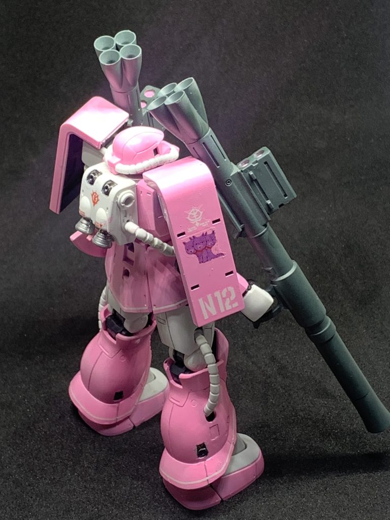 ピンク担当犬担当という事で犬のデカールはフリー素材から地獄の番犬のケルベロスの可愛い絵をA-oneのデカールシートで作成して貼付け。N12の番号は美咲希さんの希のN+彼女の誕生月から。