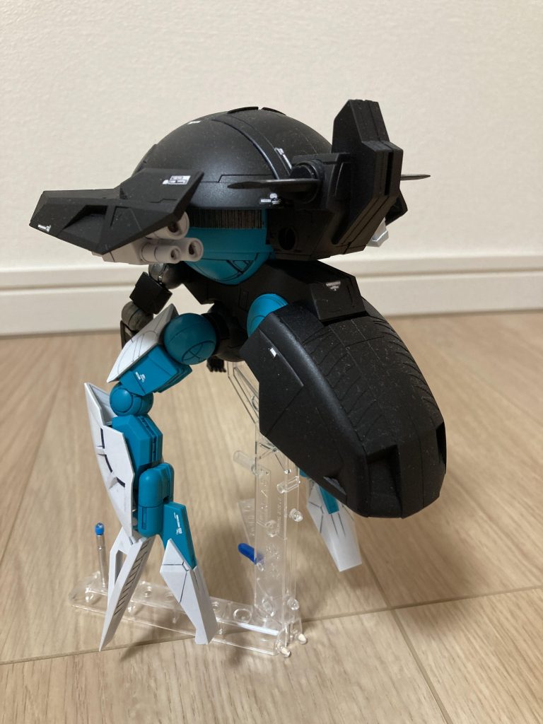 デカール貼りは楽しいですね。