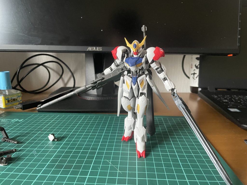 塗装前　赤を小豆色にして黄色を渋ゴールドにした事で全体的に落ち着いた雰囲気に出来たのが個人的に良かったなぁと思います