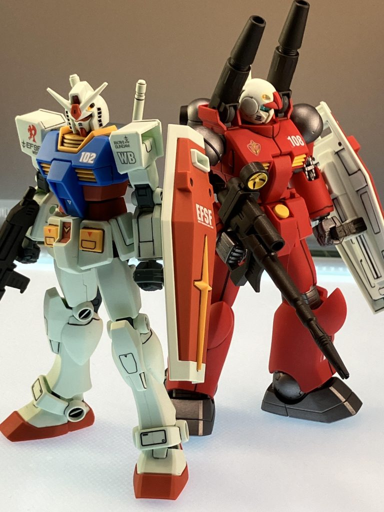 前回製作したガンダムととりあえず並べて見ました♩自画自賛ですが良いです！満足です！
