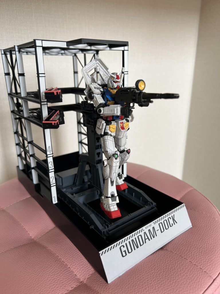 ガンダムドック–2枚目/制作者：yohacky