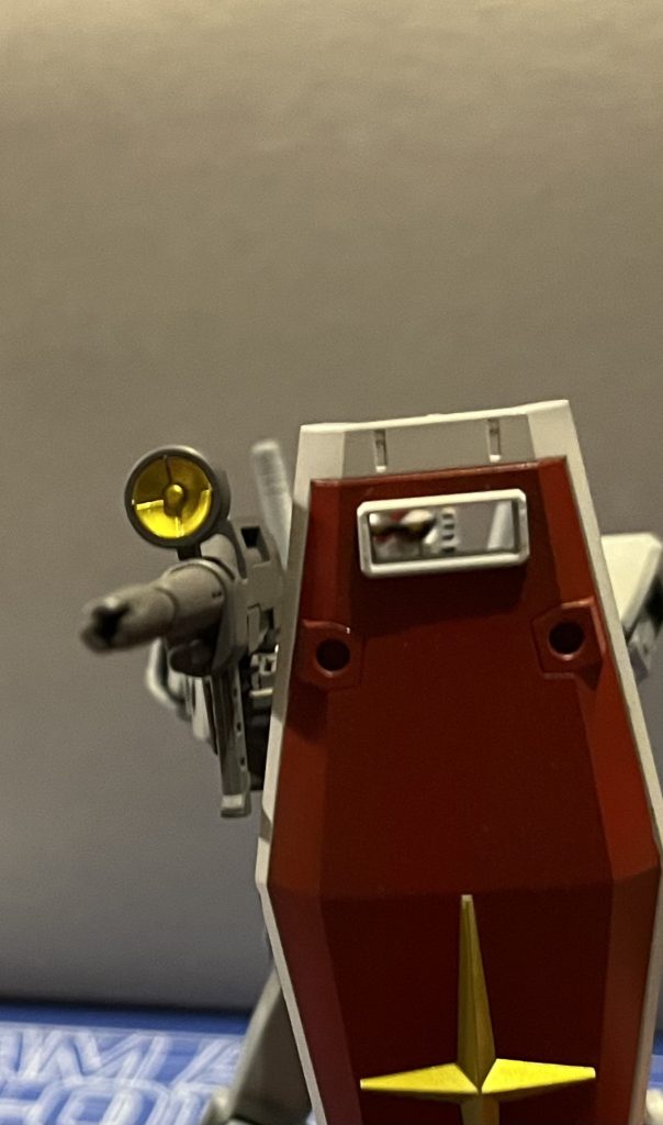 【連邦のモビルスーツは化け物か】最近のガンプラは可動域がよく、色々なポーズで遊べますね。