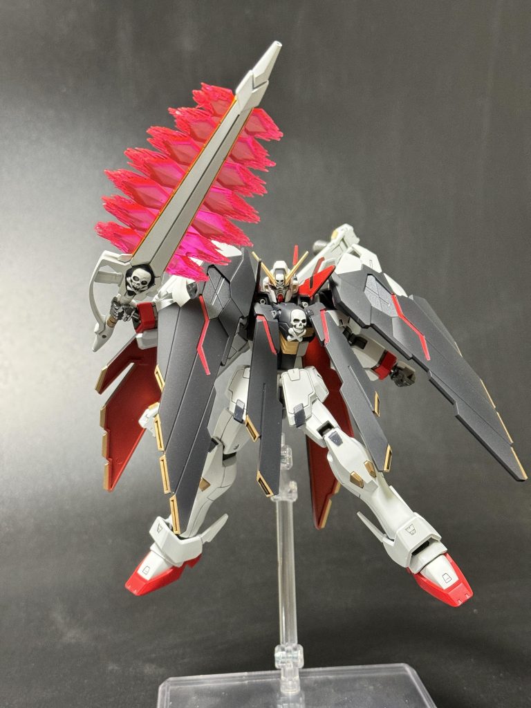 プラモに付属するムラマサブラスターのエフェクトが好きじゃないので、先端をザクザク切ってちょっとだけビーム刃ぽくしました。