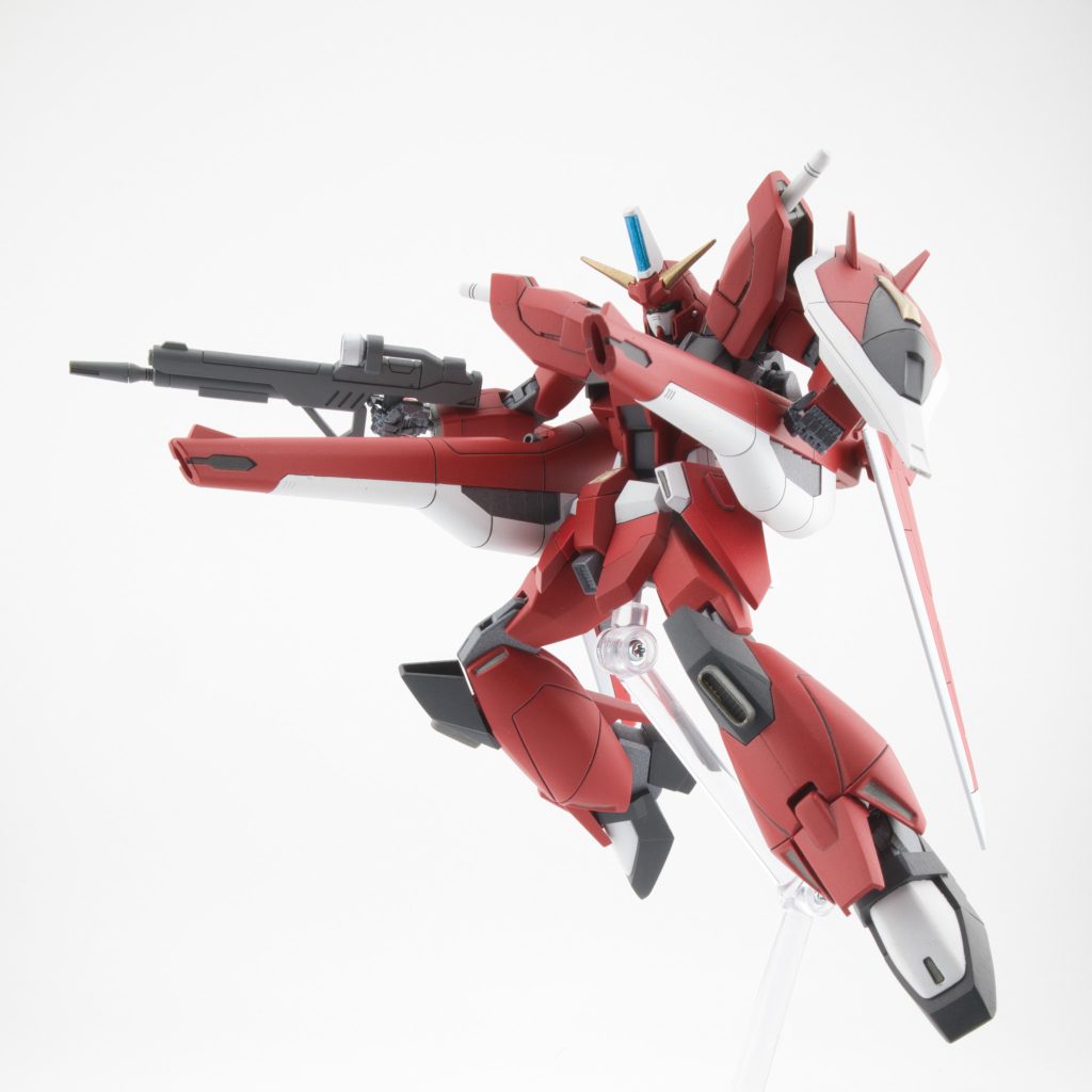 セイバーガンダム–7枚目/制作者:HerGrayMetal