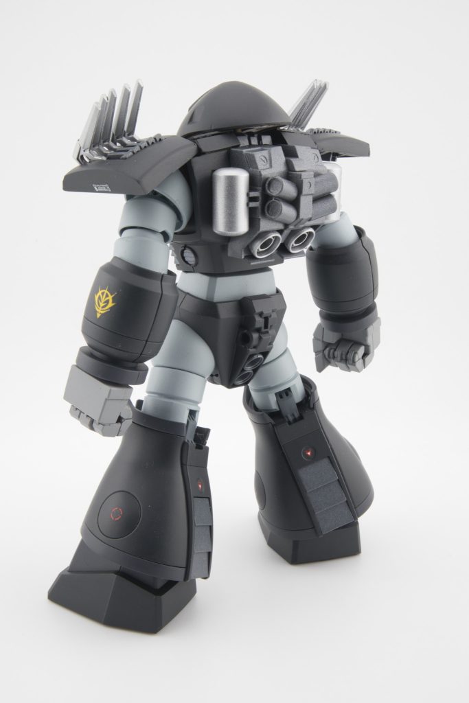 ランドセルからお尻に伸びてるパイプは可動の妨げになるのでつけてません。