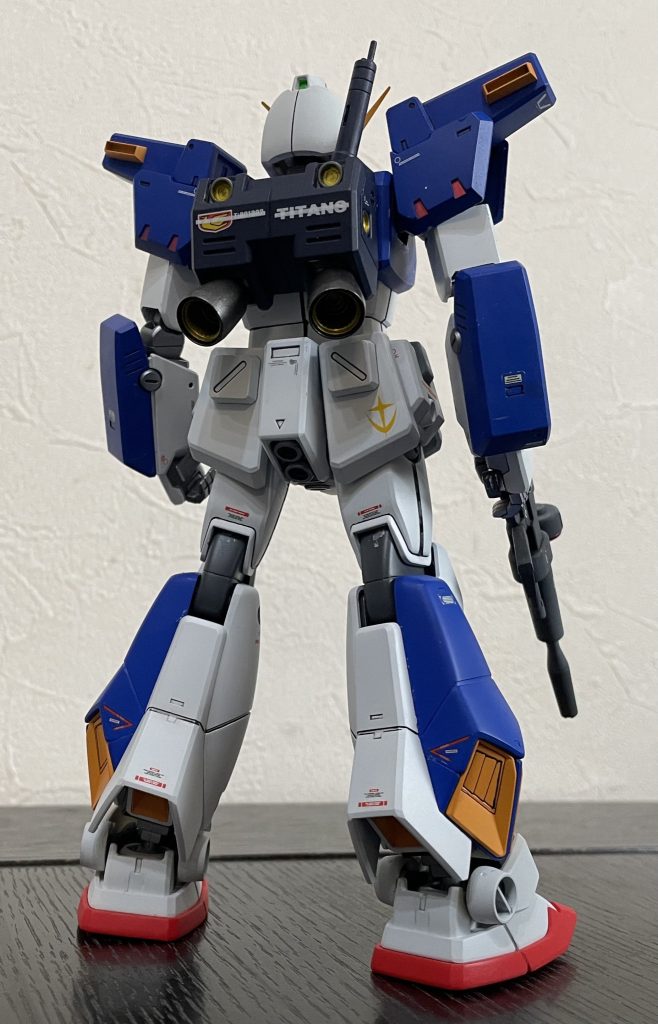 バックパックのtitansマーキングは、白線で消して運用しているということで。☝️😅