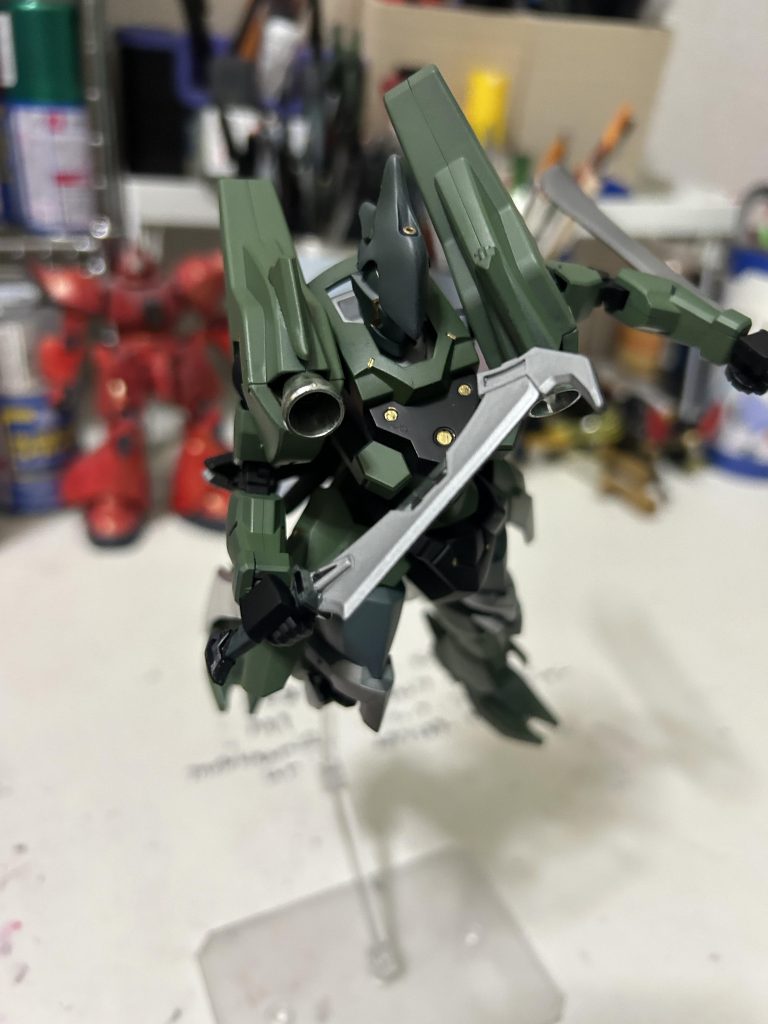 トビグチブレードはそのまま装備してます。結構特徴的な武装で結構好きな武器なので装備してます。