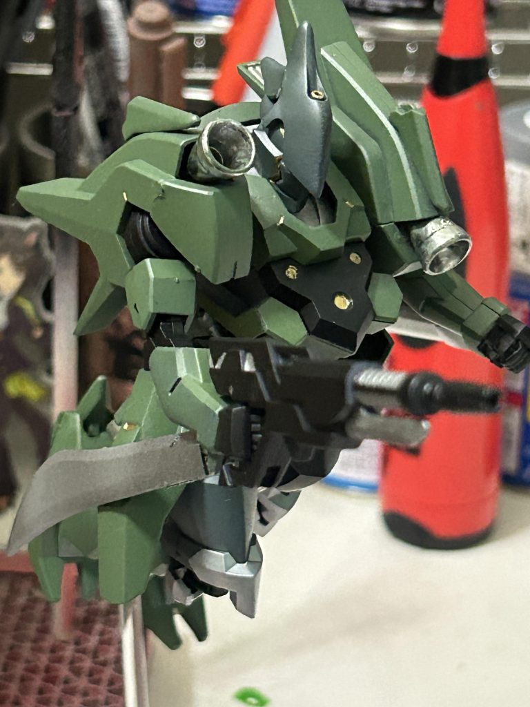 バヨネットライフルは砲身を延長し、射程距離をさらに伸ばす改造を施してます。