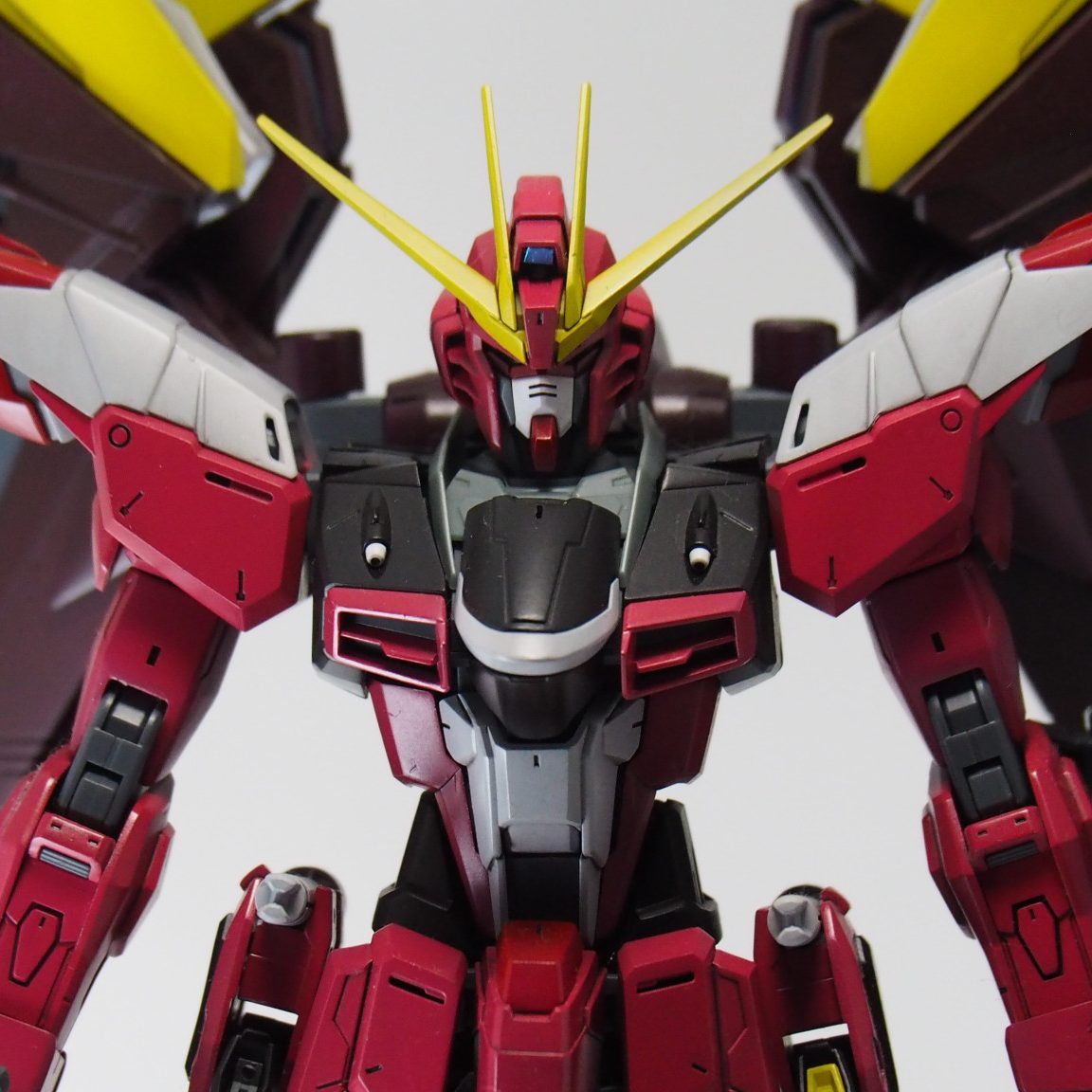 MG 1/100 ZGMF-X10A フリーダムガンダムVer.2.0 ジャスティスカラー 