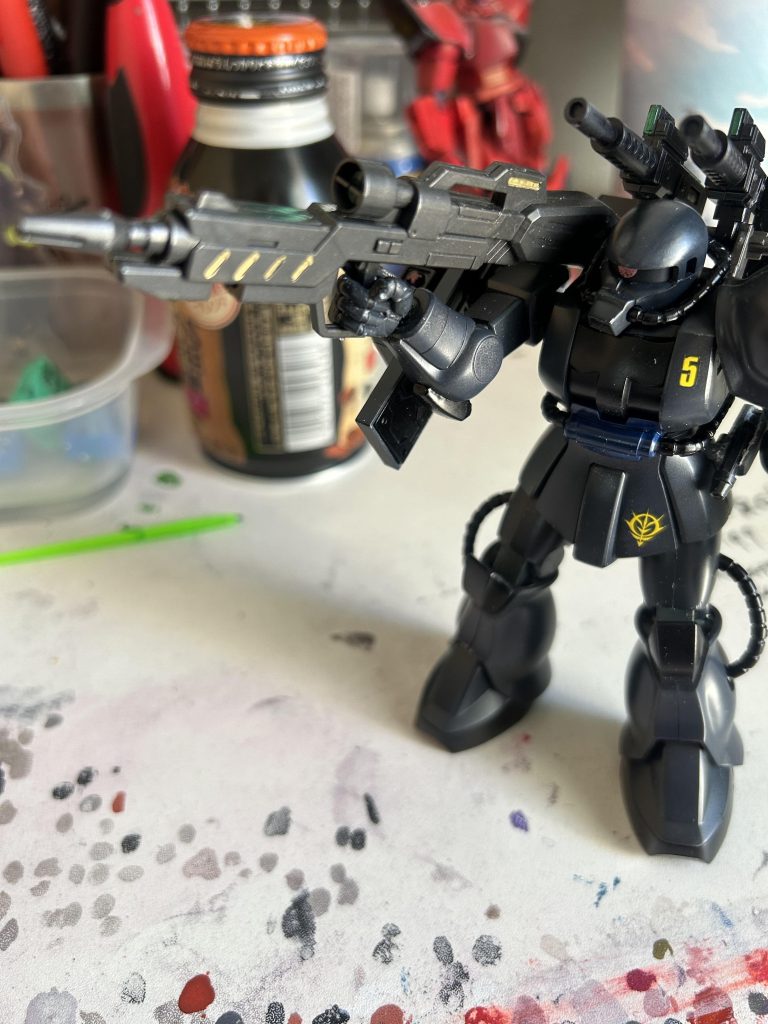 武装はプロヴィデンスのビームライフルを装備、名目的に長距離射撃用の兵装