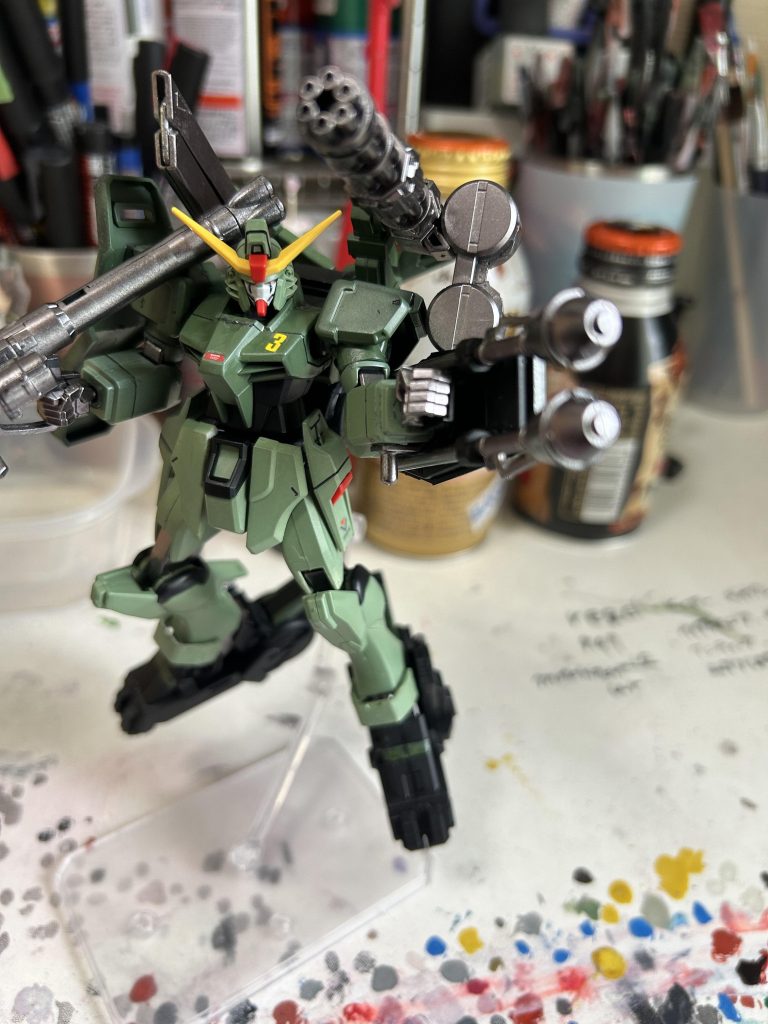 ケンプファーのジャイアントバズをシールドに装備させました。