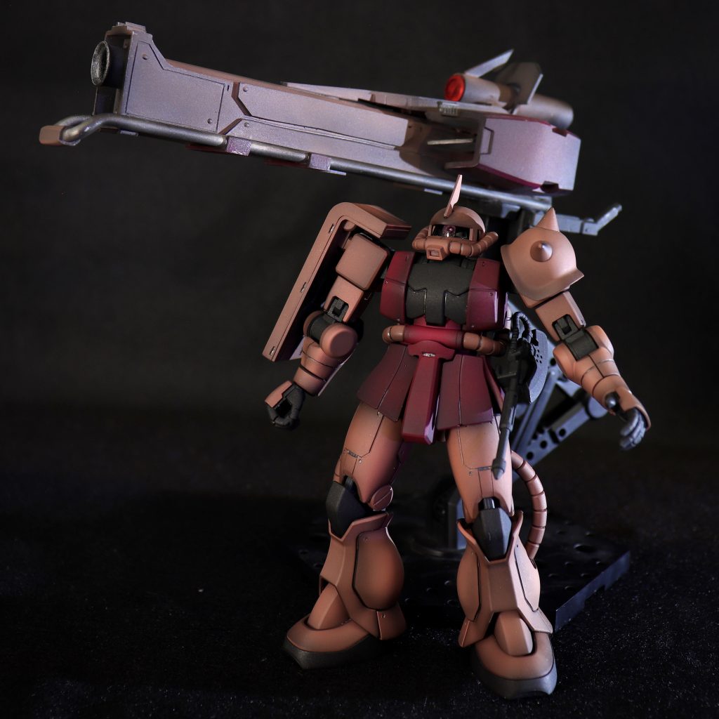 ザクⅡはグラデーション塗装で仕上げました！