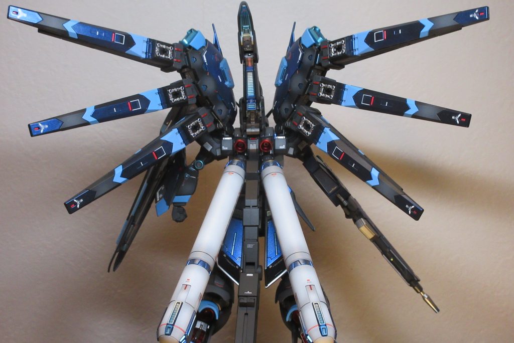 Hi-ν　ハイニューガンダム　（ブラックブルー）–3枚目/制作者：☆ぽんきち☆