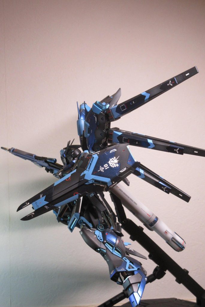 Hi-ν　ハイニューガンダム　（ブラックブルー）–4枚目/制作者：☆ぽんきち☆