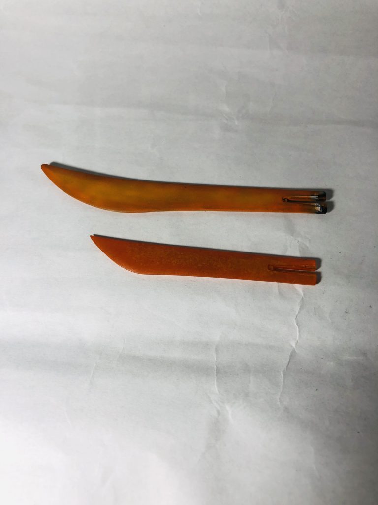 今回はアニメ寄りに短くしたサーベルを持たせております