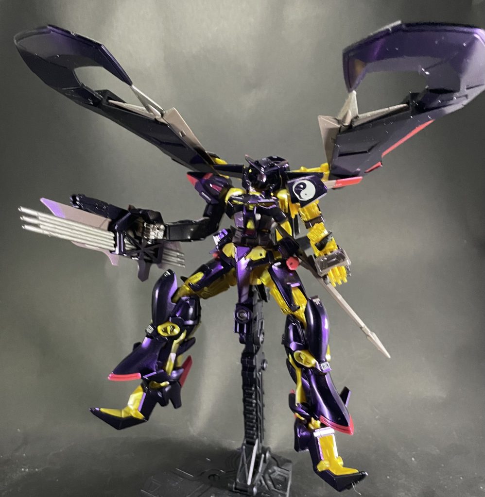 完成見本に合わせて、部分塗装をしています😄