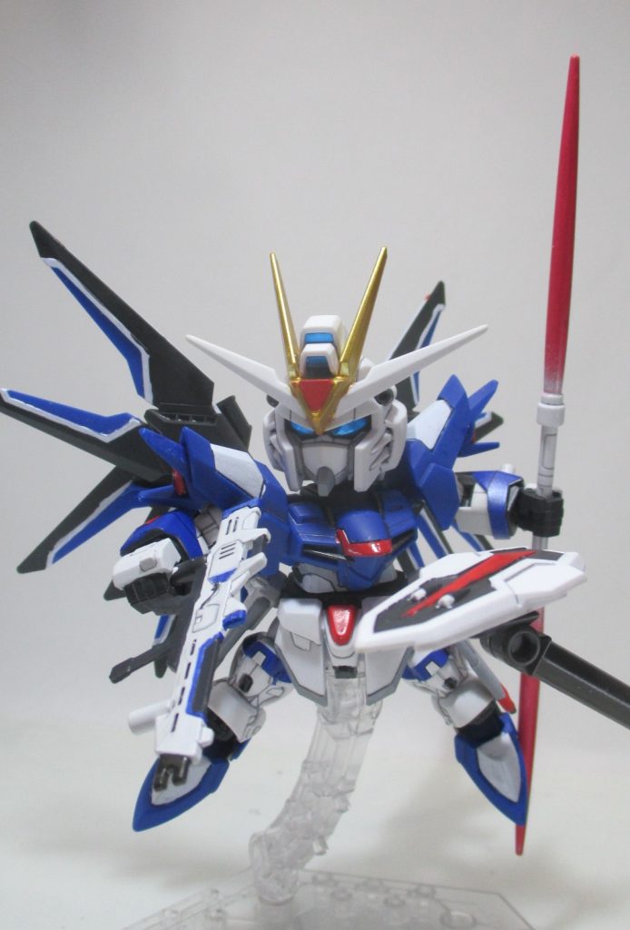 サーベルを連結、シールドブーメランもスタンドで浮かせてみました