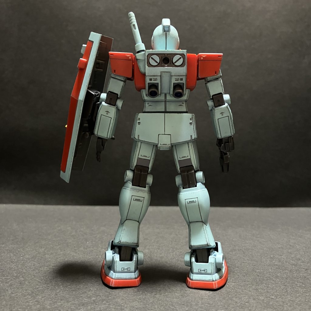 筆塗部分塗装少々。スジボリ少々。デカール少々。