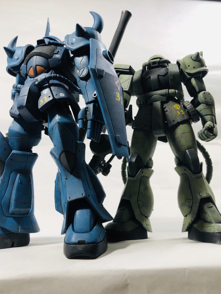 前作のグフと揃い踏み♬