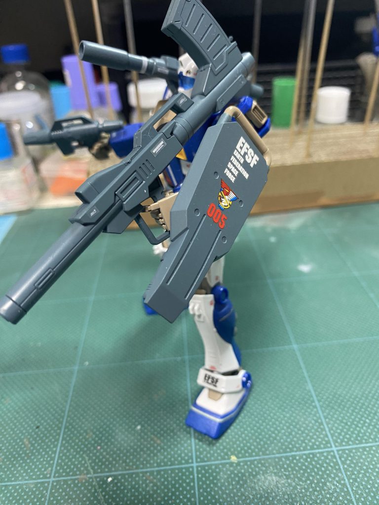 シールドはどこから持ってきました。