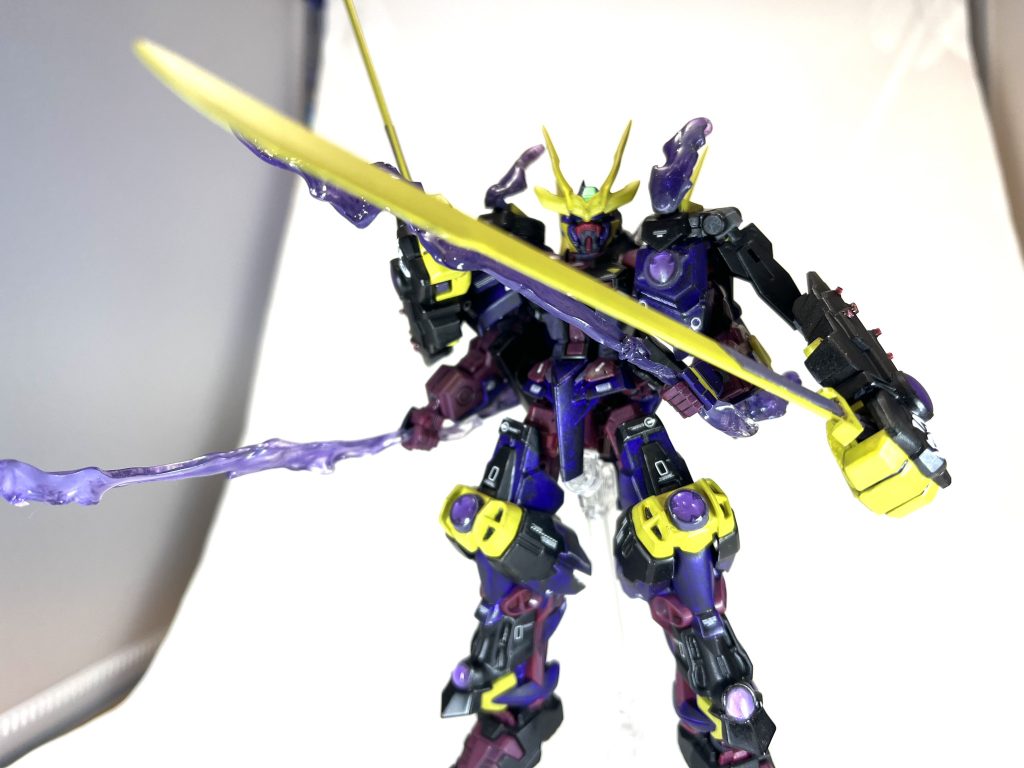 全塗装、難しかったけれど完成に近づくたびにガンプラに愛着が増してきて、とっても楽しかったです☺️拙い作品ですが、最後まで見ていただきありがとうございました!!