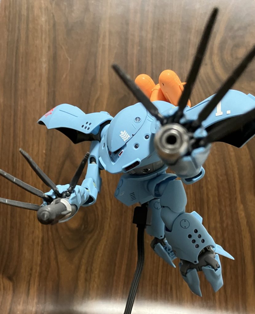 手の銃口や足裏はシャインシルバーで塗ってます。水泳部ってなんでこんなに良きなんですか