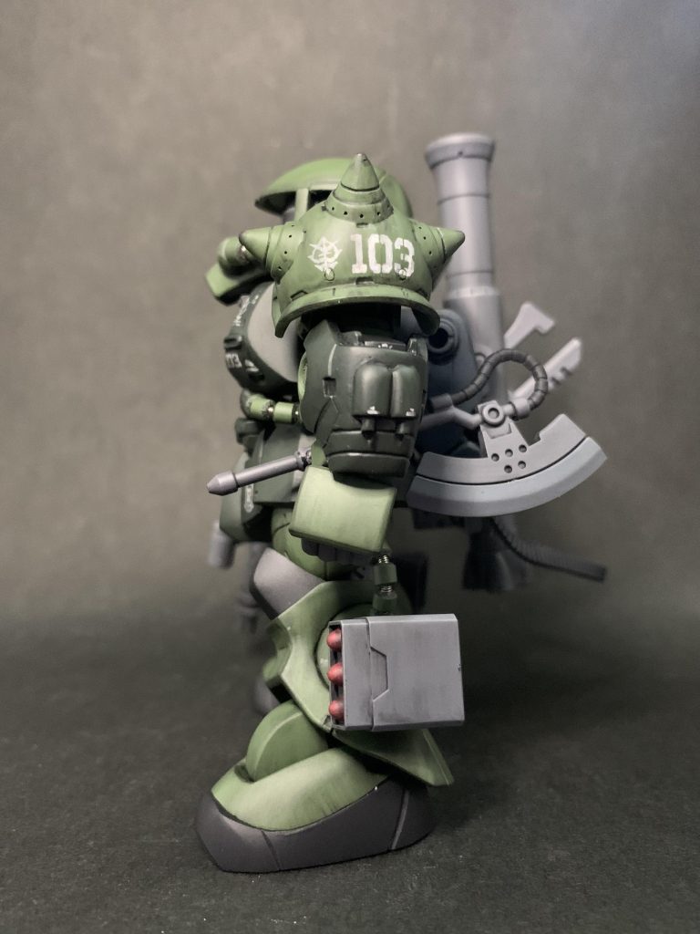 ザクⅡの方が装備が多くてややこしかったですね〜。