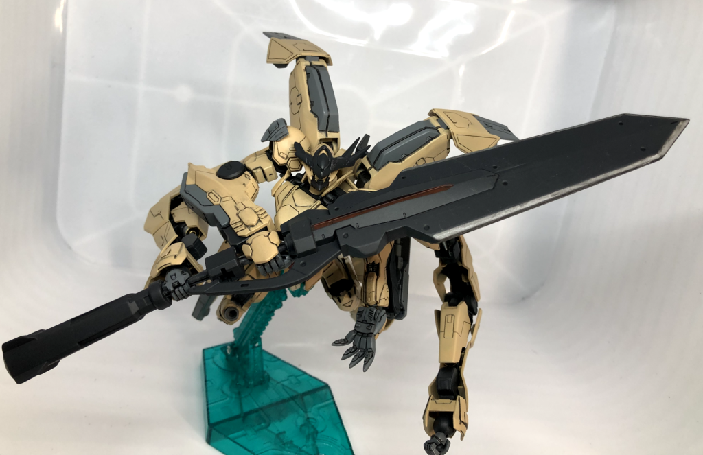 そしてヴァルキュリアバスターソード！サブアームの補助によって機体の安定性、バランスを保ちつつ破壊力を存分に発揮する事が可能。...という勝手な脳内設定です。