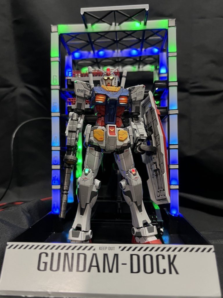 Dockから降りても別々に光ります。