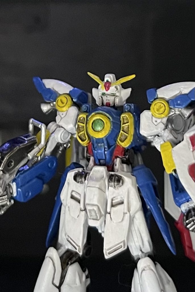 張り切って写真を撮ってみて、好奇心で拡大してみたんだけど...。顔面グチャグチャやん😭塗り分けガタガタやん😭こりゃダメだ。