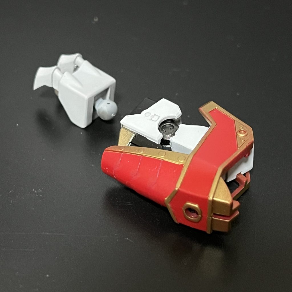 龍の爪です。5mmボールジョイントを仕込み、自由な角度で取り付け可能となりました。