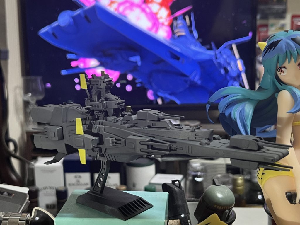 シャアのバズーカで轟沈する5隻目のマゼラン