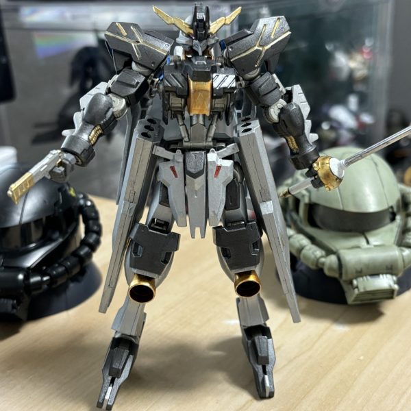 24機目　HGガンダムヴィダール