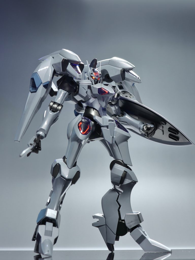 立ちポーズ。FSSリスペクトということもあり、すらっとした立ち姿もいい雰囲気です。