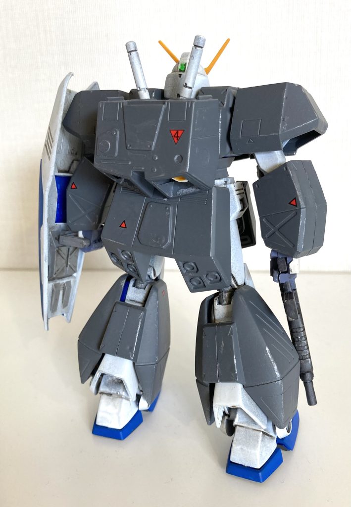 こんなんで動けるのかしら?