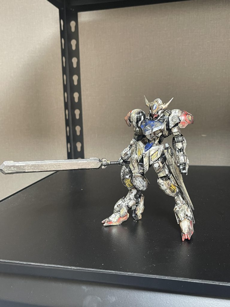 1,100円のキットとは思えないかっこよさです。