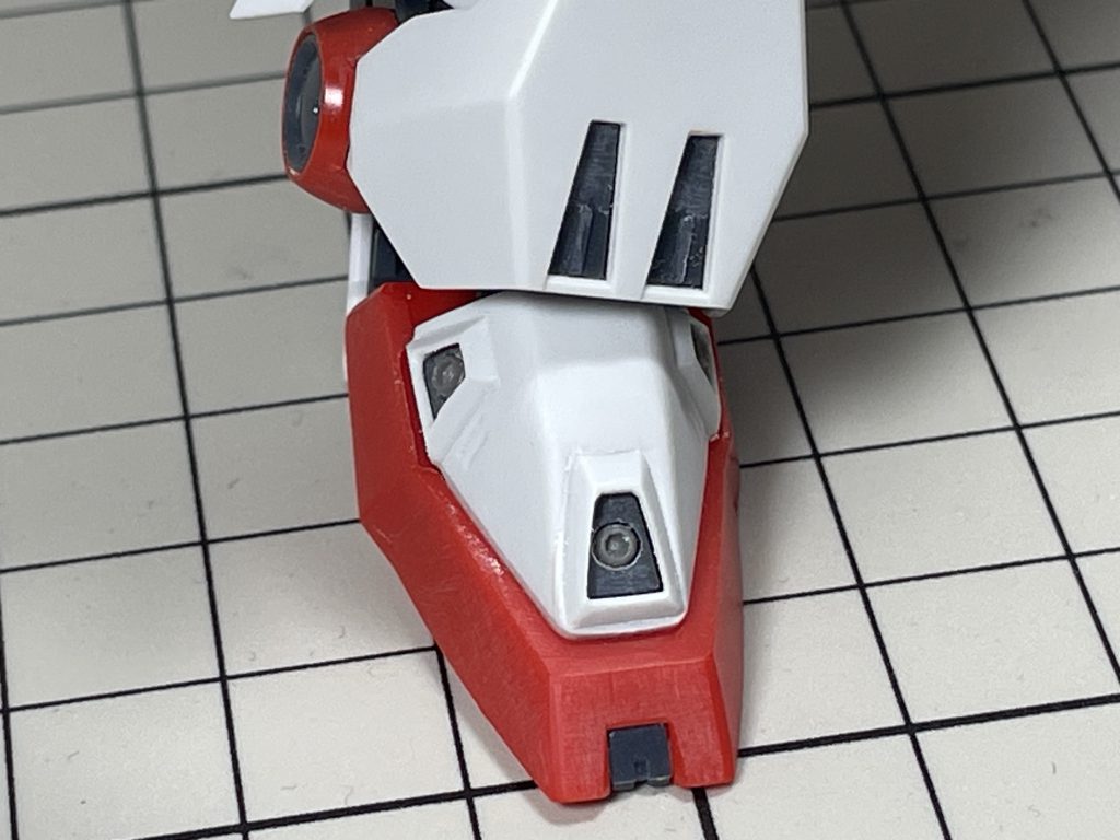 足はナカナカのあまあまモールドだったので、かなり手をかけました。