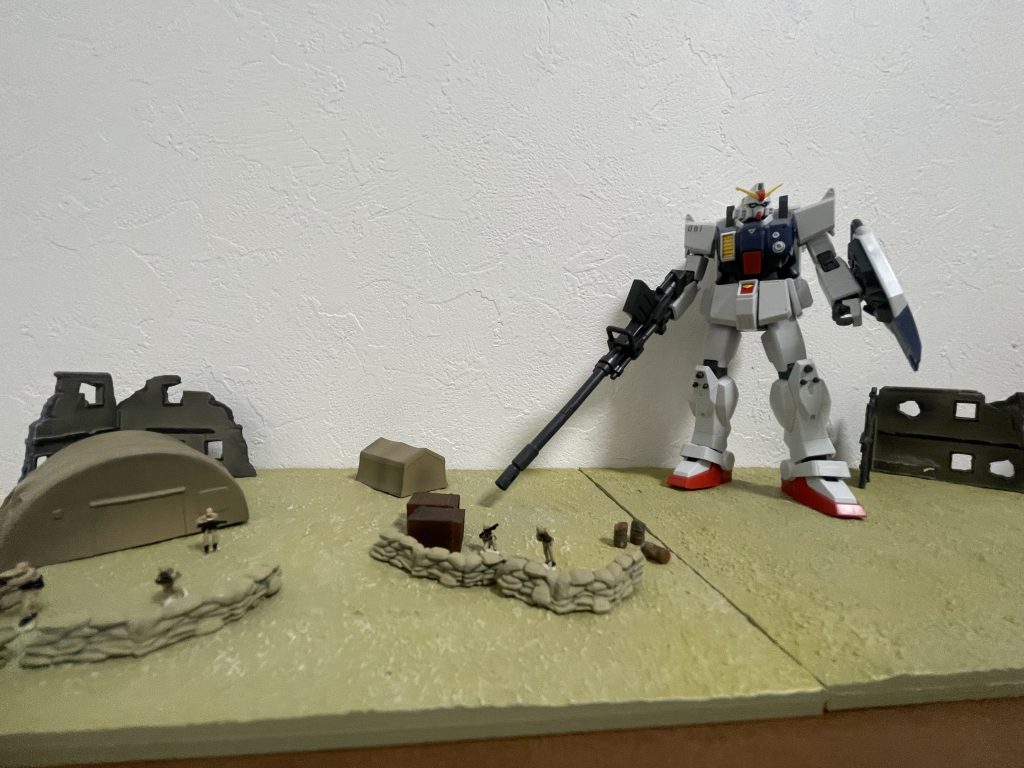 歩兵セットもジオコレの物です。地面と接着するのは嫌だったので、両面テープを小さくカットして簡易的に固定してるのみです。