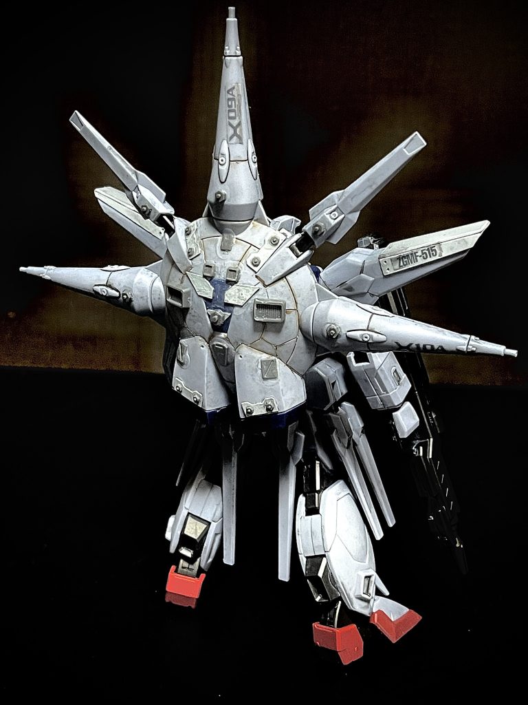 背面も情報量増やしてみました。