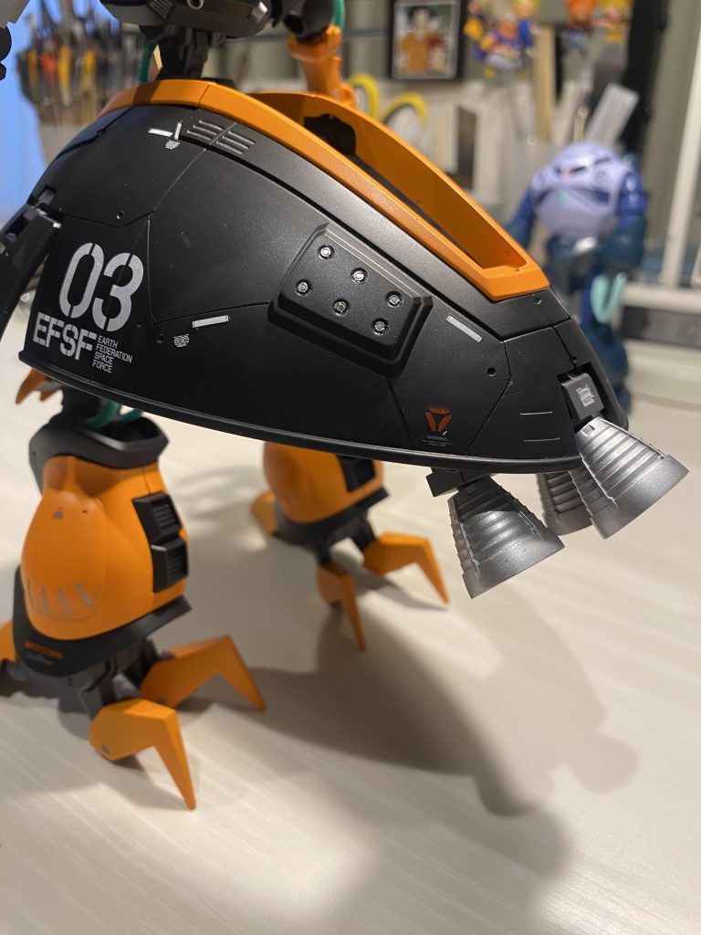 エッチングパーツとちょこっとだけスジ彫りもしてみました🐤💨💨