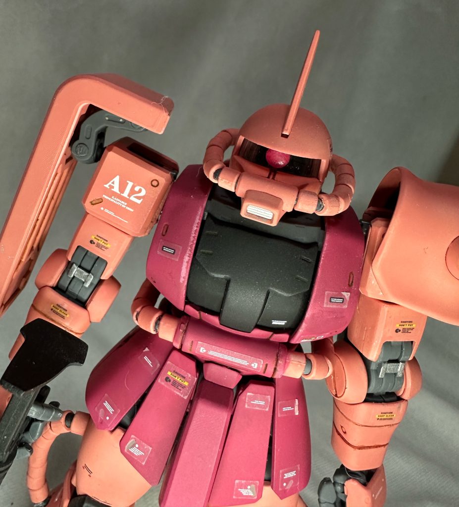 塗装はとにかく勉強して、サフ吹きから本塗装まで動画を見たりアドバイスを頂きながら何とか終えることが出来ました、が、ムラもあります。でもいちばん楽しい作業でした!