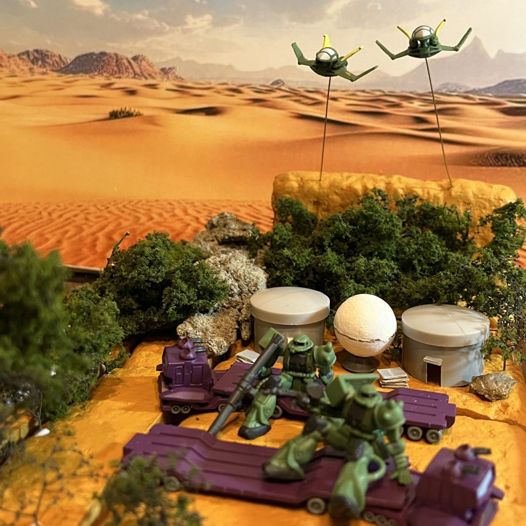 葉の下でたたずむサソリ ジオラマ　オリジナル作品 廃車のある風景のジオラマ作品 “stilllife 20031” / ホンダ