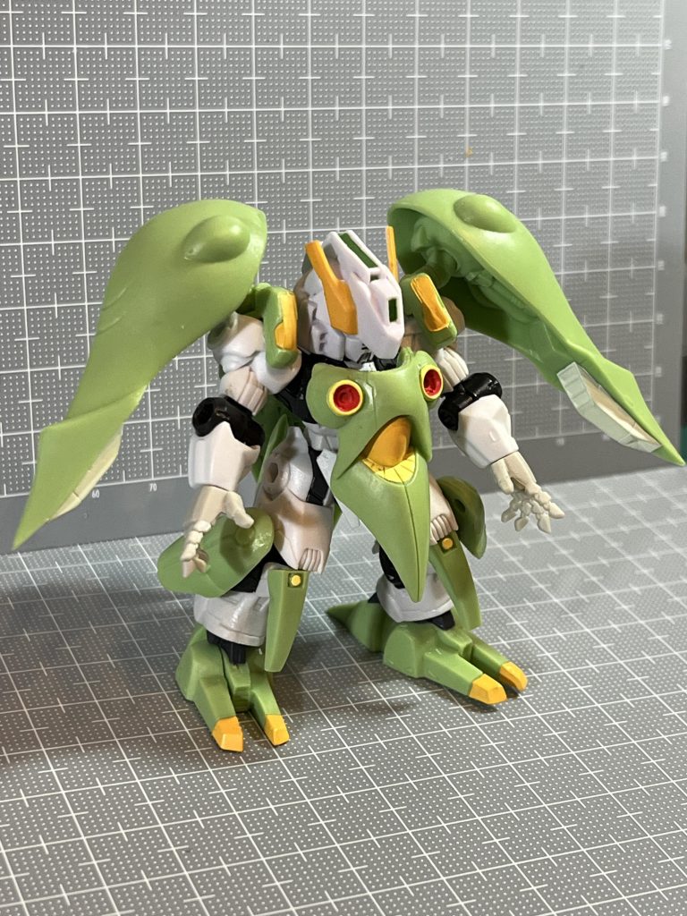 制作工程余っていたヘイルズ、エアリアル、νガンダムとゴム人形のクインマンサを使用。