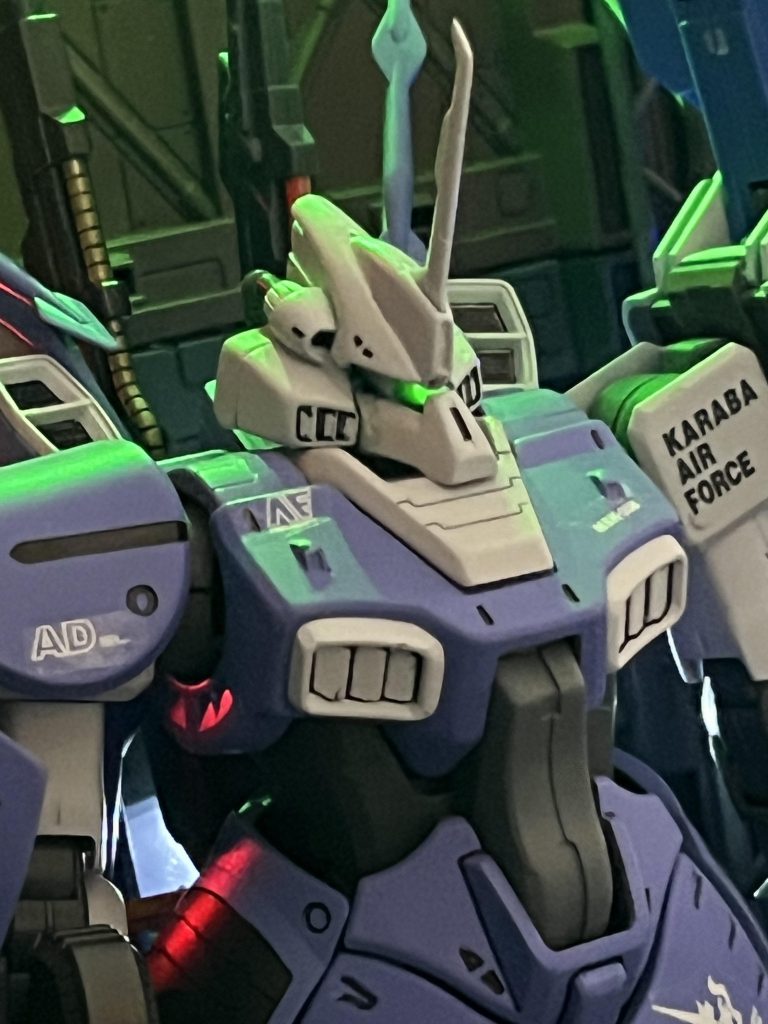 頭部のカメラアイはピンク系からグリーン系カメラアイに変更してLED電飾にはミライトを頭部を改造して仕込んで発光✨✨させて有ります♪ ✨✨✨✨✨✨😳😳😳🤩🤩🤩🤩😍😍😍😍😍😍😍😍😎👍👍👍✨✨✨🌏🌏🌏🌏🌏🌏🌏