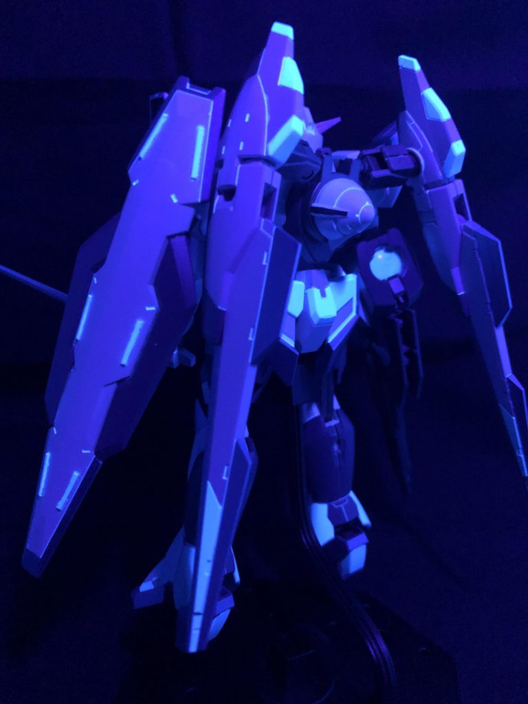 という事で、光ります。これがやりたかった。