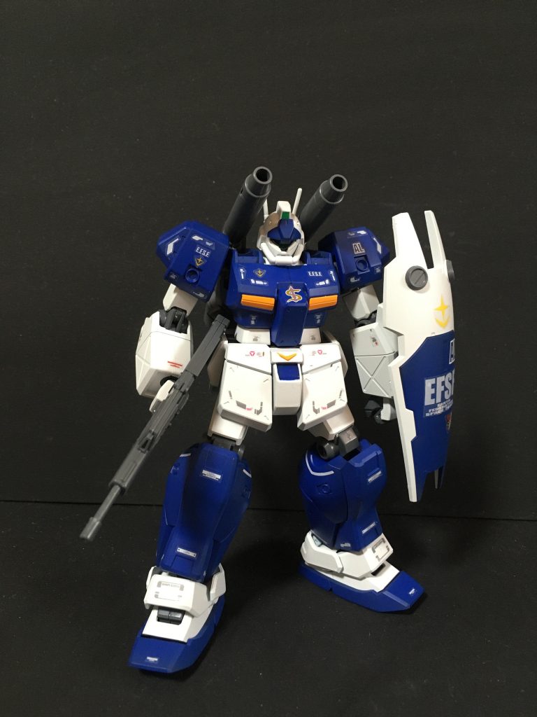 リアリスティックデカールを使用してRG風としています。